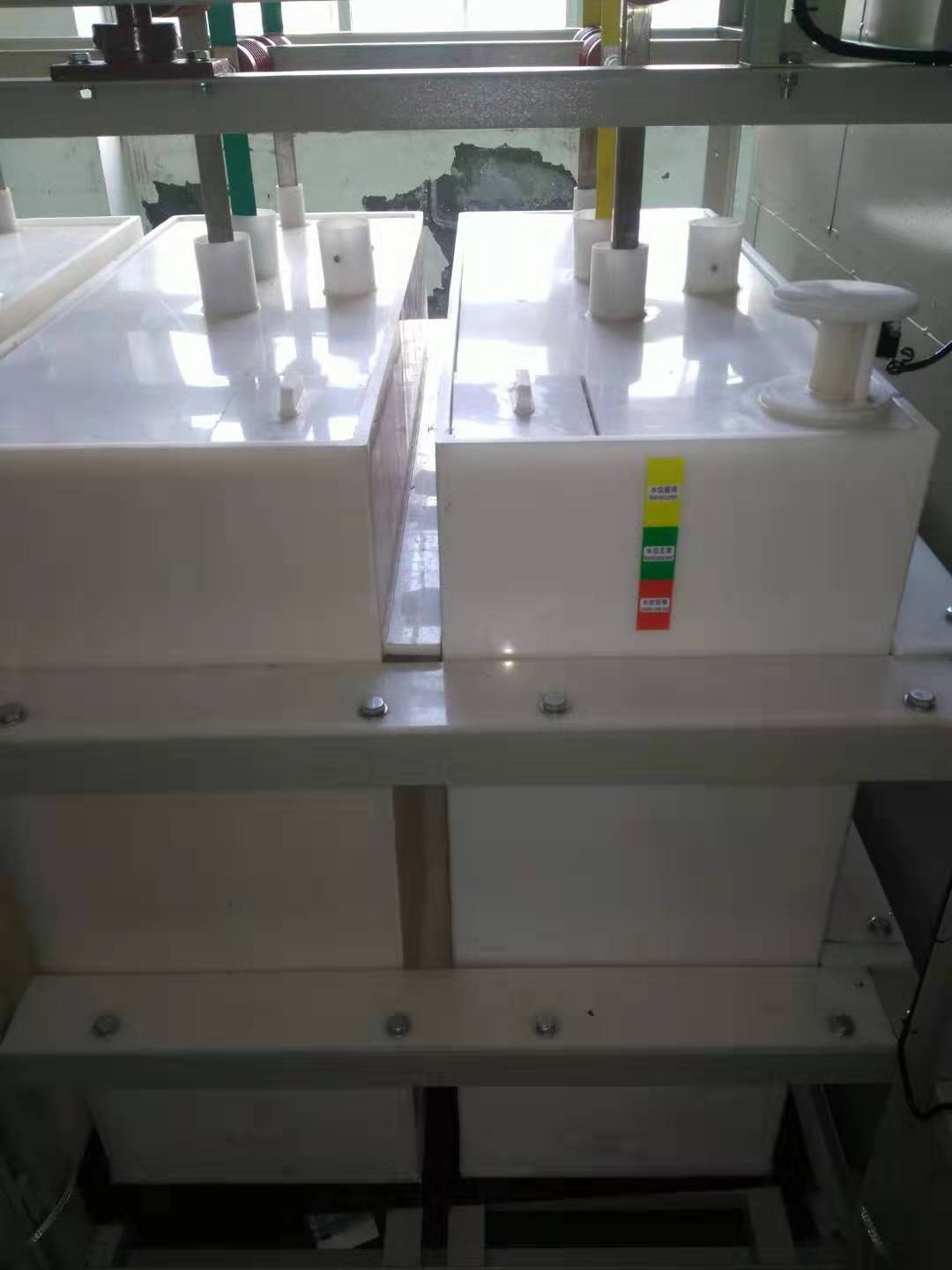 水阻柜的內(nèi)部結(jié)構(gòu)